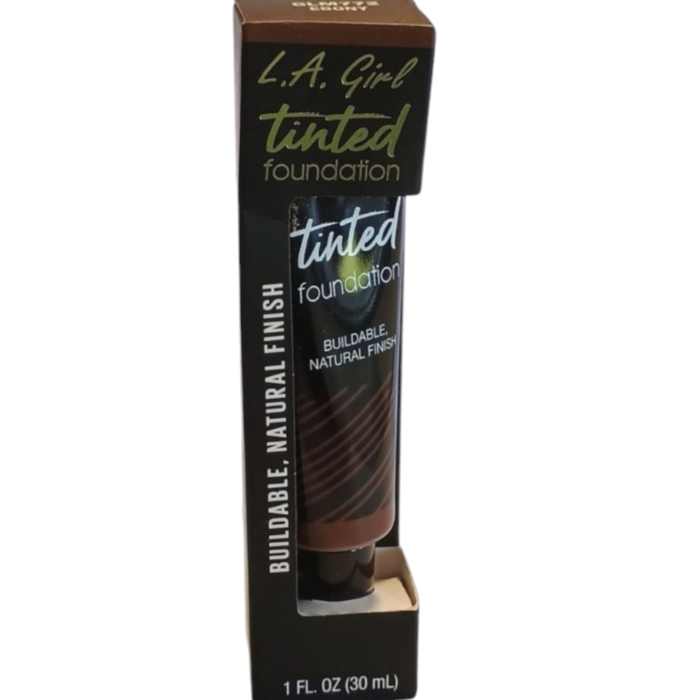 6 x LA Girl Tinted Foundation, Ebony